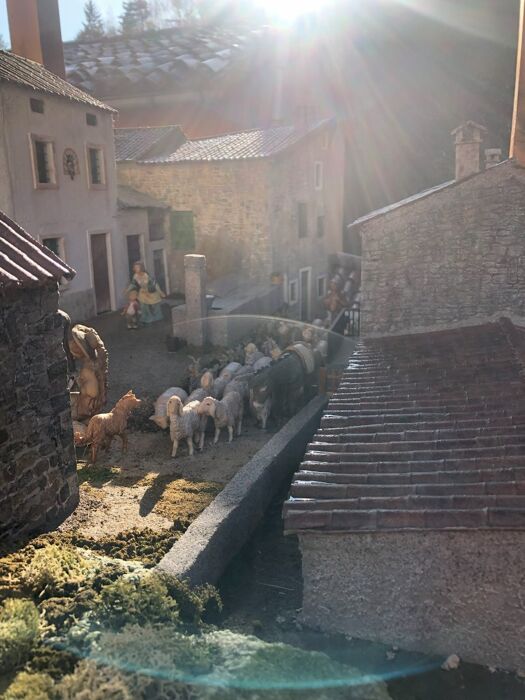 Alla scoperta del Sentiero dei Presepi di Campodalbero Alla scoperta del Sentiero dei Presepi di Campodalbero desktop picture