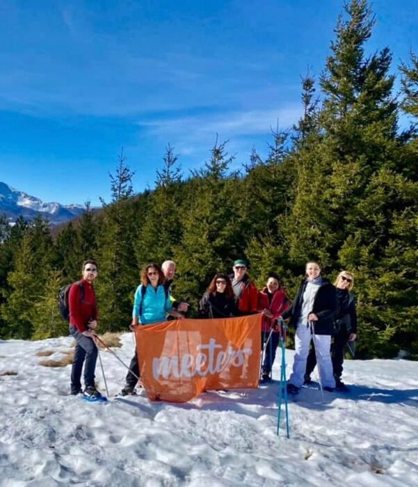 Ciaspolata attorno al Lago Ventasso: Natura e Avventura Ciaspolata attorno al Lago Ventasso: Natura e Avventura desktop picture