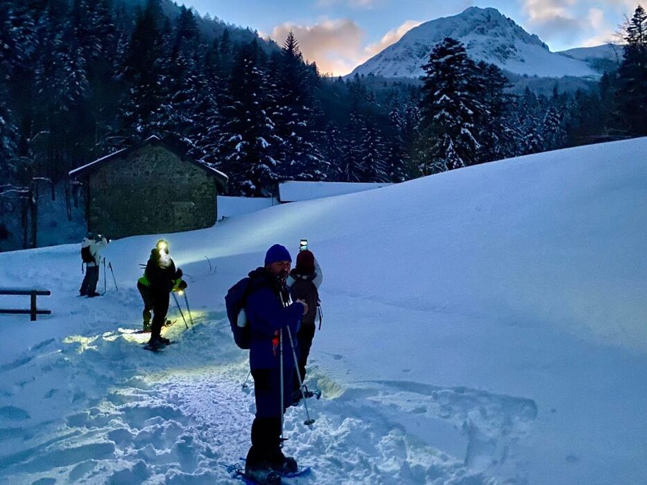 Ciaspolata fino al Rifugio Segheria con discesa al tramonto Ciaspolata fino al Rifugio Segheria con discesa al tramonto desktop picture