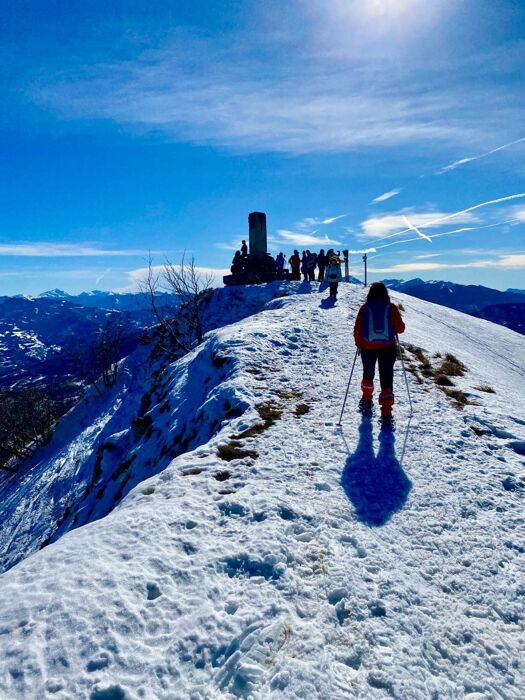 Con le Ciaspole fino in cima Monte Caio Parmense Con le Ciaspole fino in cima Monte Caio Parmense desktop picture