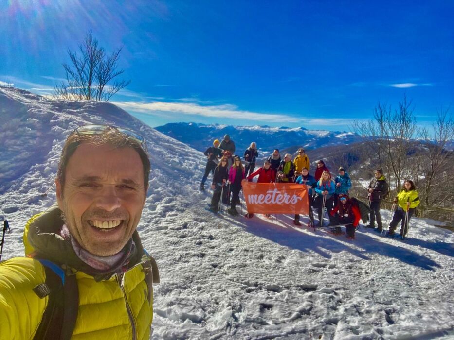Con le Ciaspole fino in cima Monte Caio Parmense Con le Ciaspole fino in cima Monte Caio Parmense desktop picture