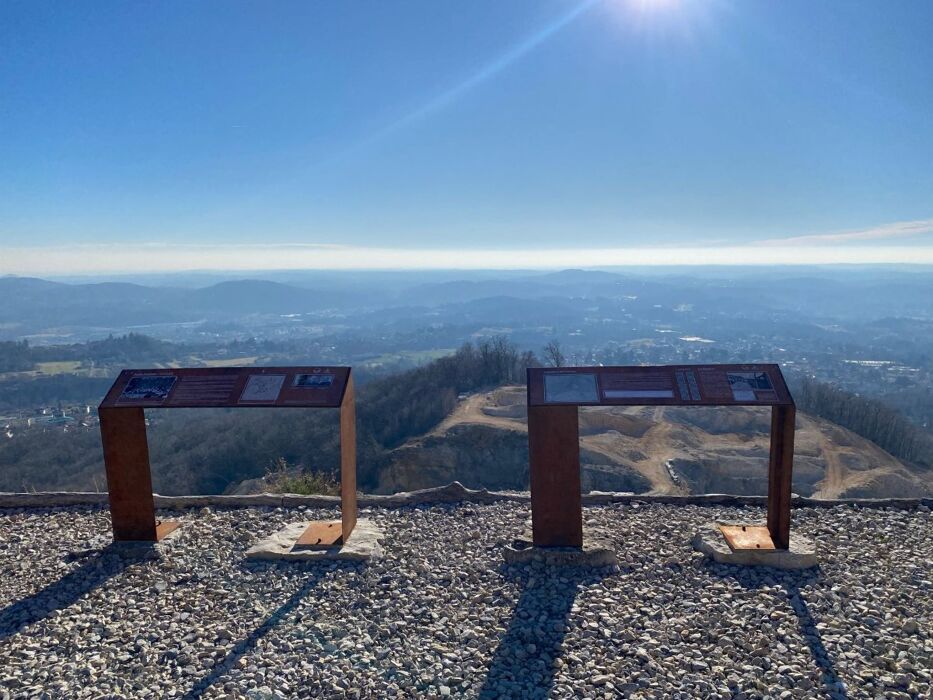 Il Sentiero del Silenzio sui passi di Liliana Segre Il Sentiero del Silenzio sui passi di Liliana Segre desktop picture