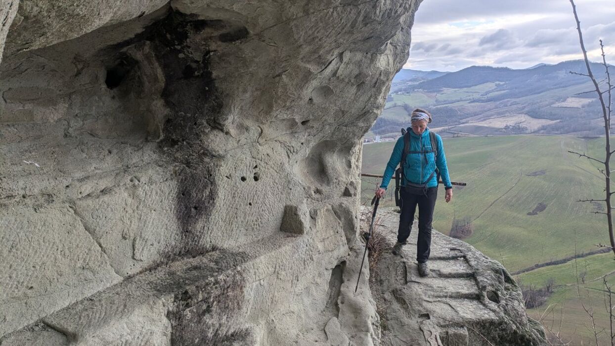Escursione in Val Tidone e Rocca d'Olgisio con Pranzo in Trattoria Escursione in Val Tidone e Rocca d'Olgisio con Pranzo in Trattoria desktop picture