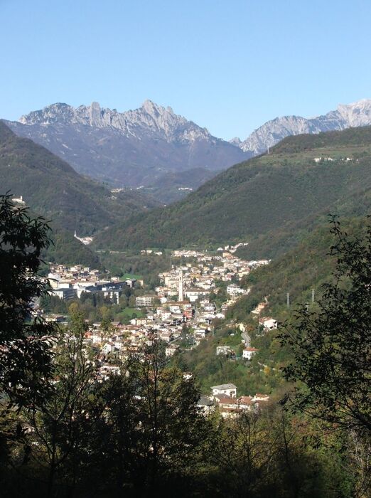Escursione al Monte Spitz: pulpito panoramico sulla Vallata dell'Agno Escursione al Monte Spitz: pulpito panoramico sulla Vallata dell'Agno desktop picture