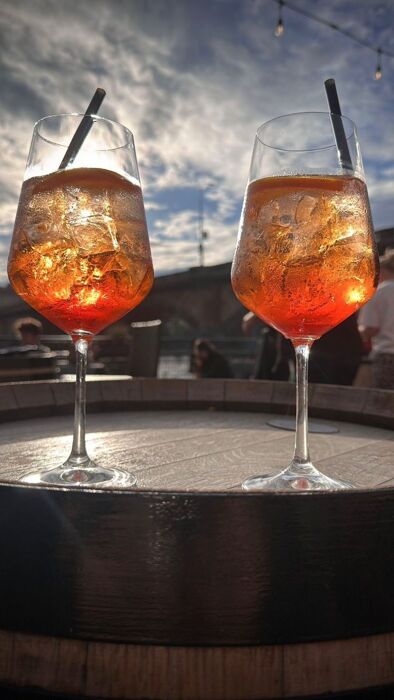 Apericena estivo con DJ set con musica in vinile Apericena estivo con DJ set con musica in vinile desktop picture