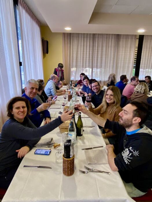 Pranzo sul Lago di Varese Pranzo sul Lago di Varese desktop picture