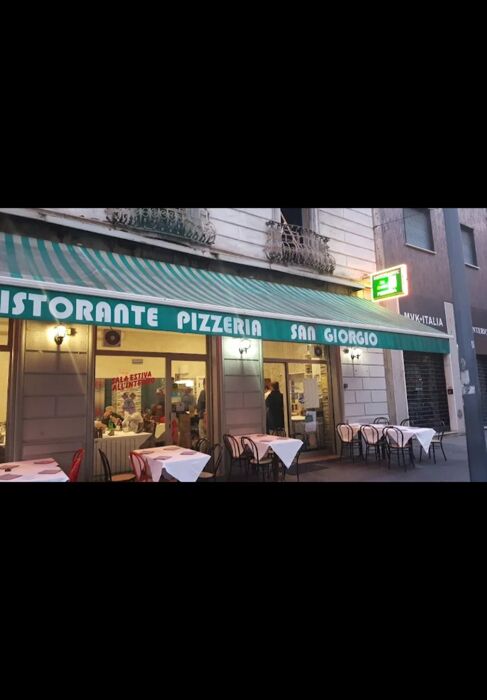 Pizzata single a Milano Centrale Pizzata single a Milano Centrale desktop picture