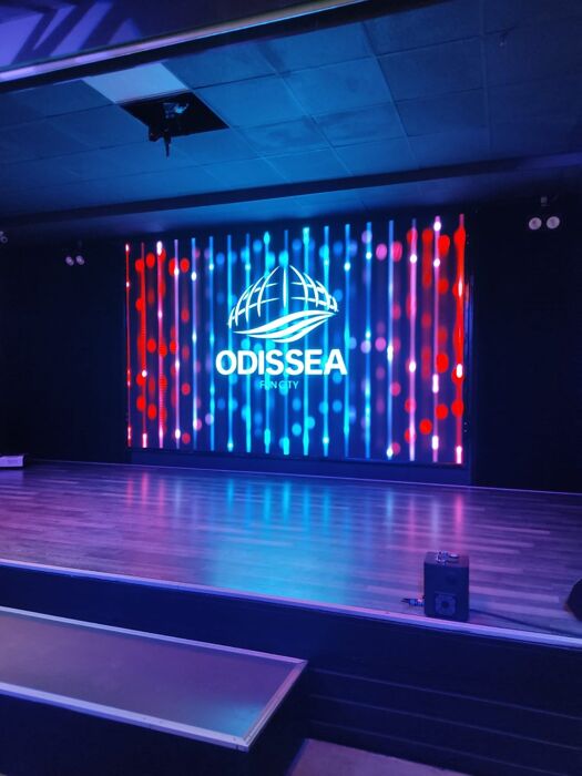 Serata d'autunno all'Odissea Fun City Serata d'autunno all'Odissea Fun City desktop picture