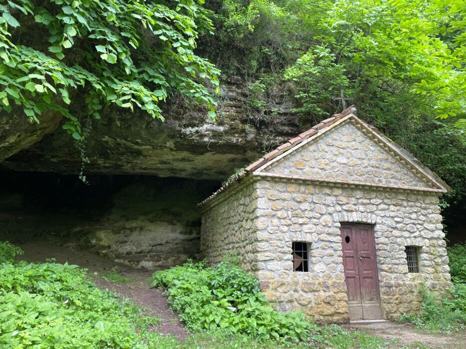 SENTIERO DI GUARDAMONTE: GROTTE, FALESIE E MERENDA FINALE SENTIERO DI GUARDAMONTE: GROTTE, FALESIE E MERENDA FINALE desktop picture