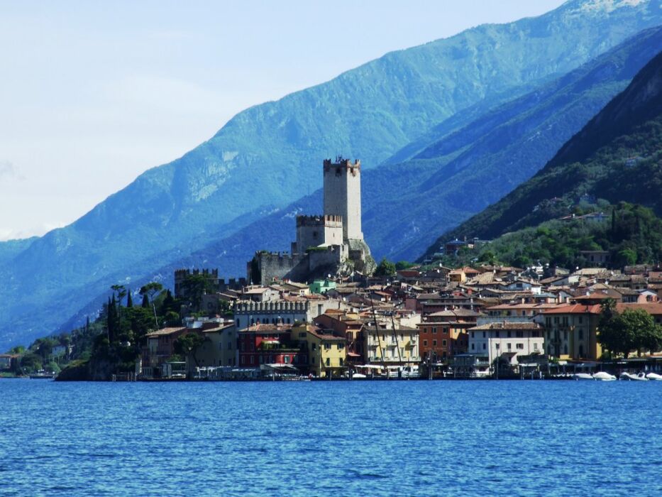 Malcesine e Limone: visita guidata e mini crociera sul Garda Malcesine e Limone: visita guidata e mini crociera sul Garda desktop picture